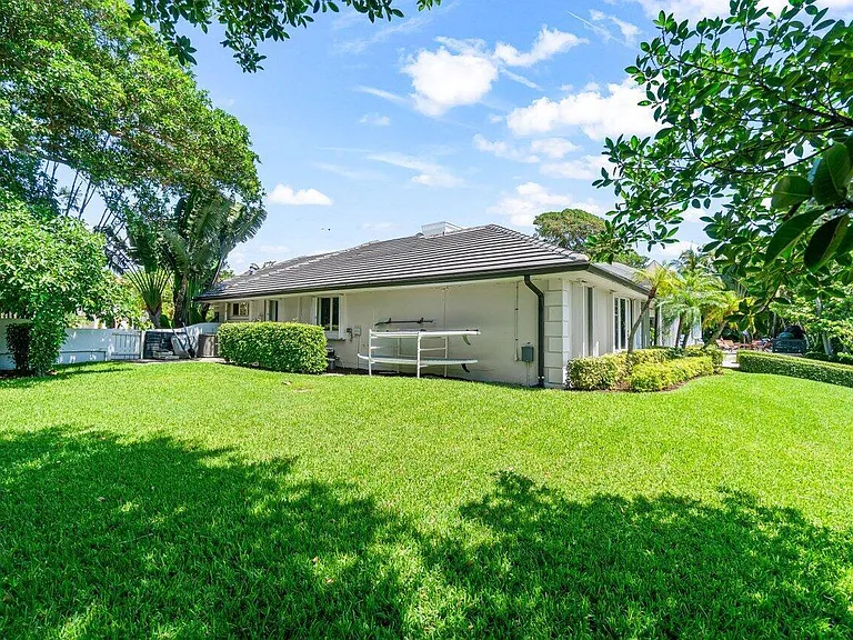 1400 Lands End Rd — Photo 33