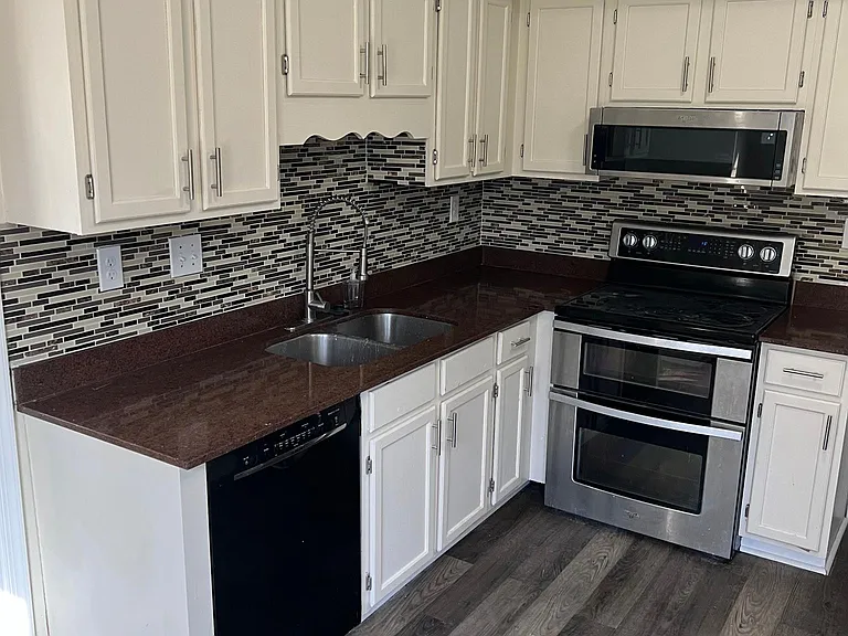 5810 Mill Spring Rd — Photo 9