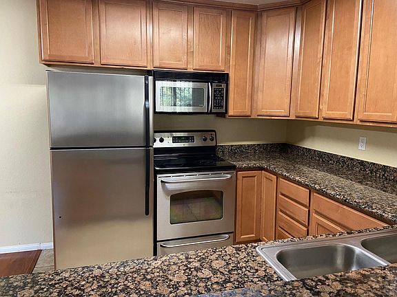 2nd image of 3715 Tallyho Dr APT 42