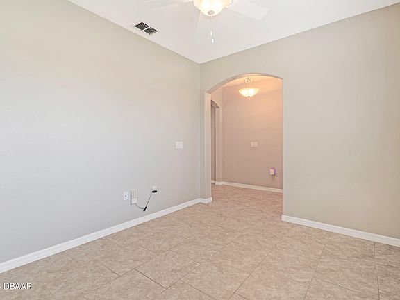 3rd image of 1757 Savannah Ln