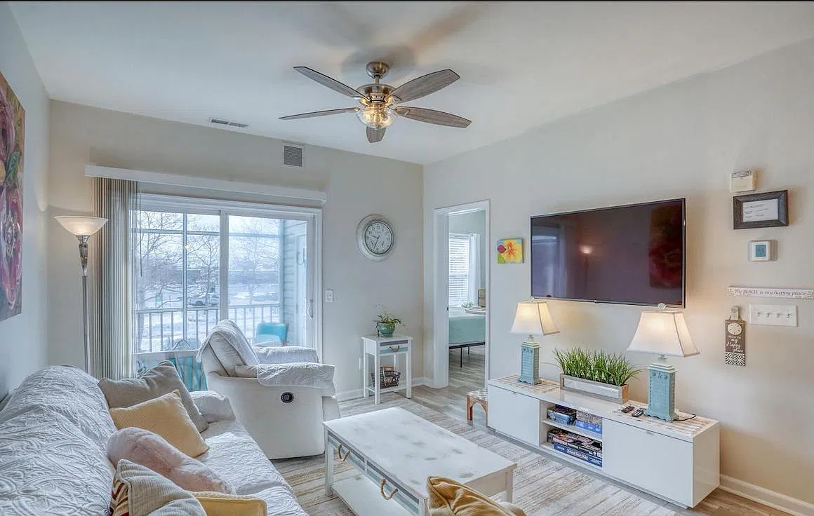 34704 Villa Cir - 1203 — Photo 2