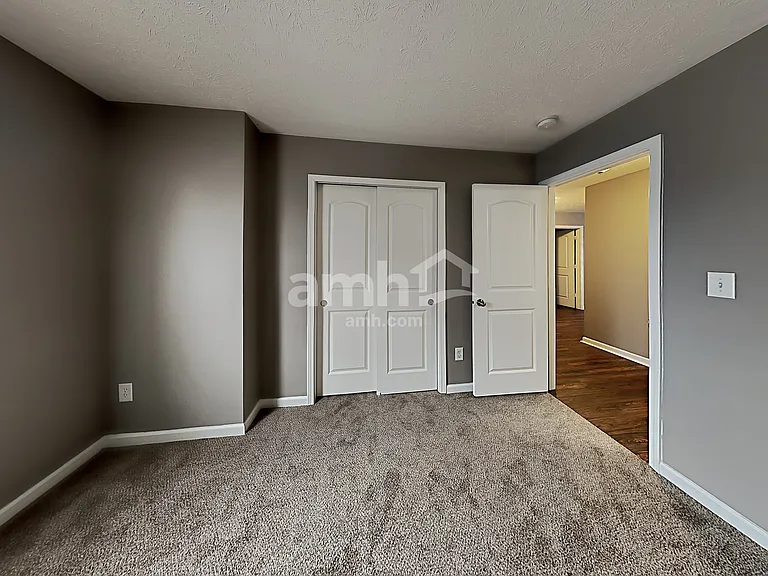 10632 Landsbrook Run N — Photo 13