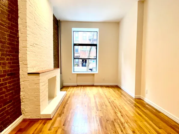 517 East 82nd Street image 2 of 5