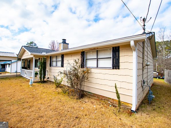 1352 Stewart St, Carrollton, GA 30117