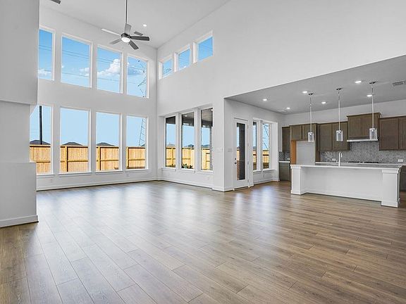 7th image of this home