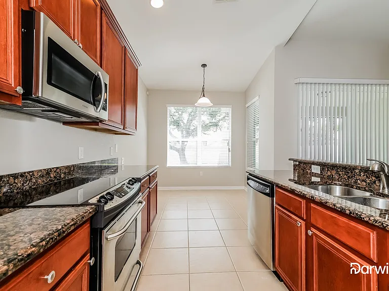 13250 Strode Ln — Photo 3