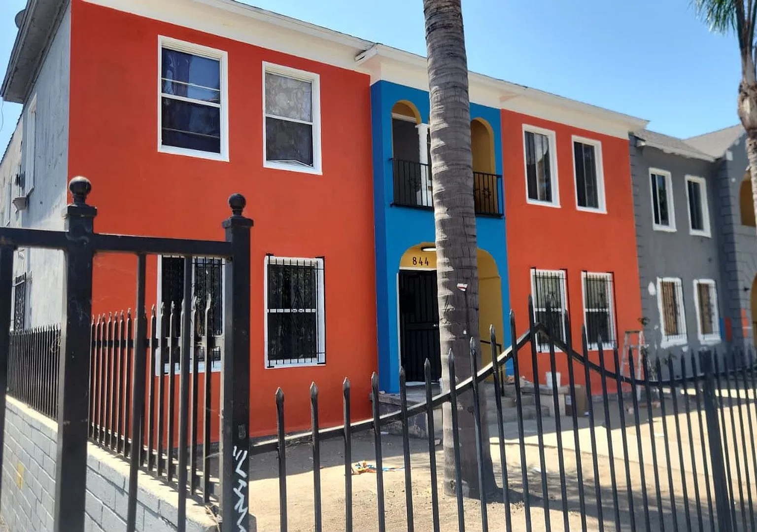 NEW MLK — Photo 1