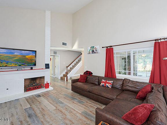 5th image of 311 Corrine Hill Ct