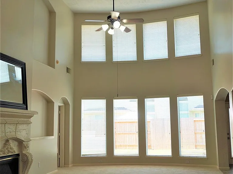 8123 Buffalo Springs Ct — Photo 2
