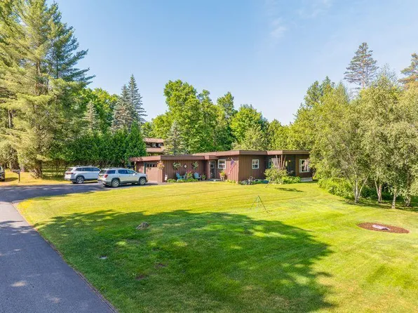 189 Raquette River Dr, Tupper Lake, NY 12986