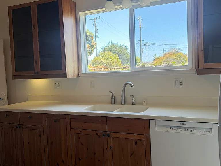 926 Main St — Photo 7