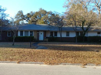 1301 Peake St, Holly Hill, SC, 29059