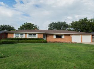 1209 Dallas St, Plainview, TX 79072