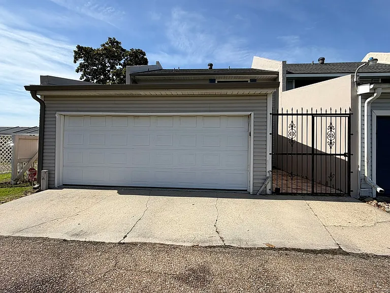 204 Dublin Cir #A — Photo 26