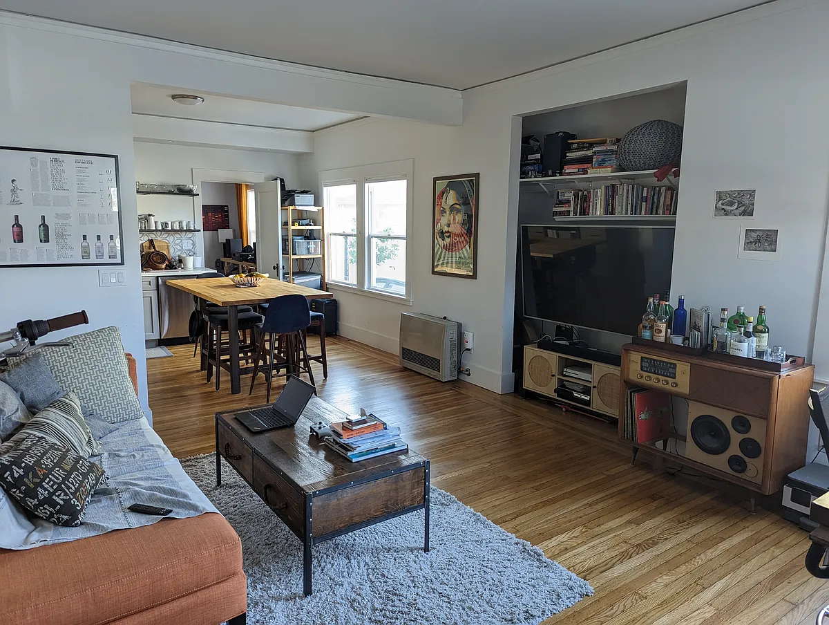 Building Photo - 4155 Webster St #4155