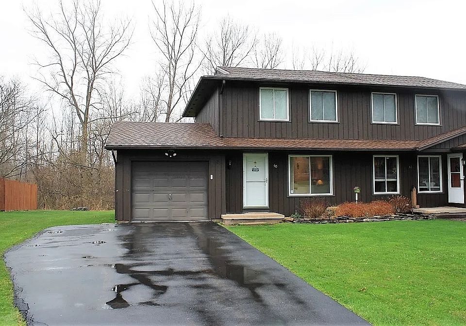 1st image of 40 Wheatfield Cir