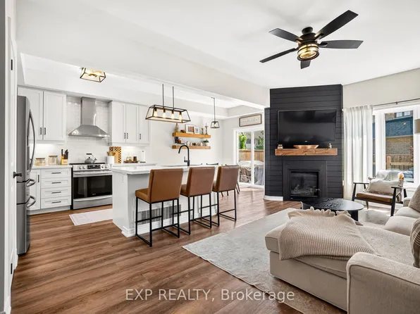 82 Dennis Dr, West Lincoln, ON L0R 2A0