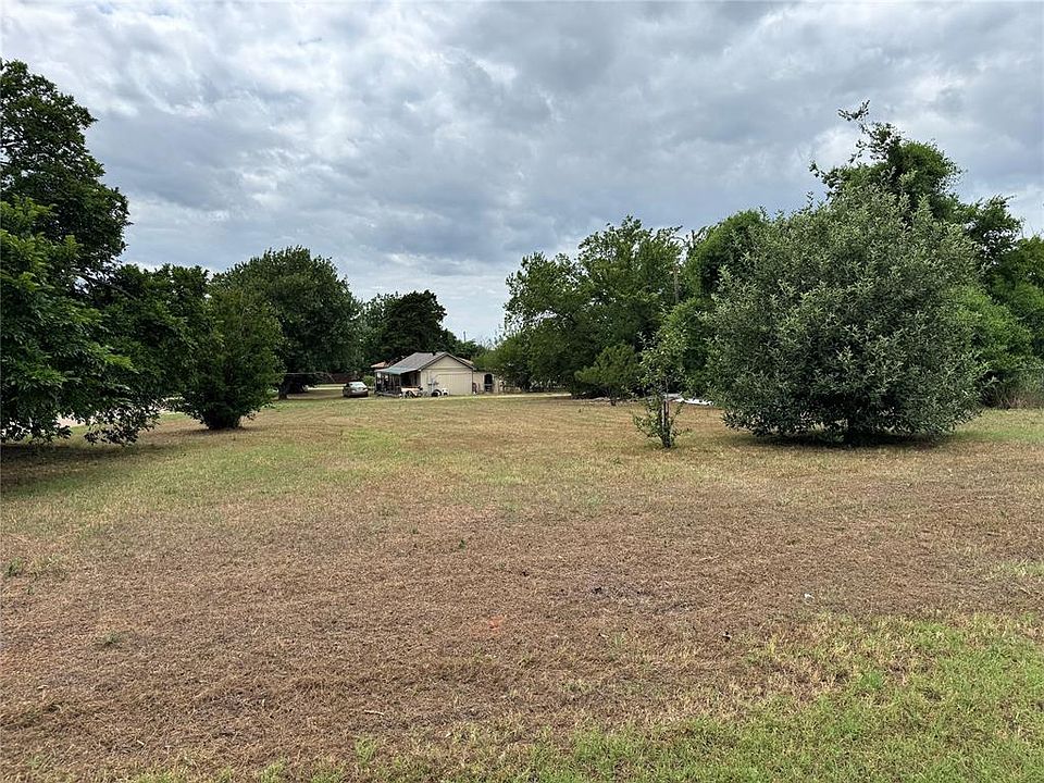 1st image of 202 N Oklahoma St Lot 10-12