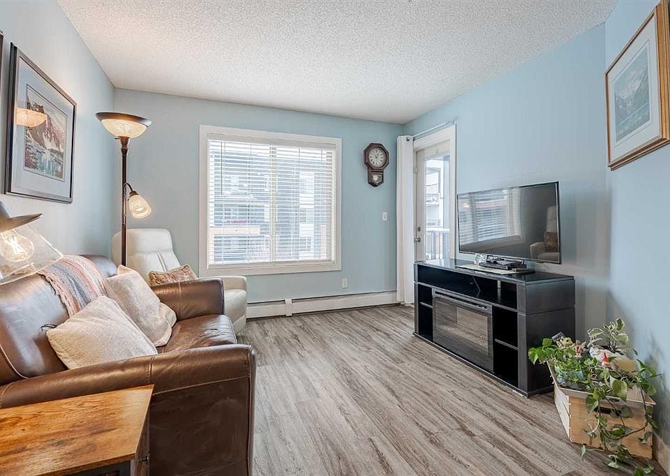 1st image of 2715 SW 12th Ave SE #311