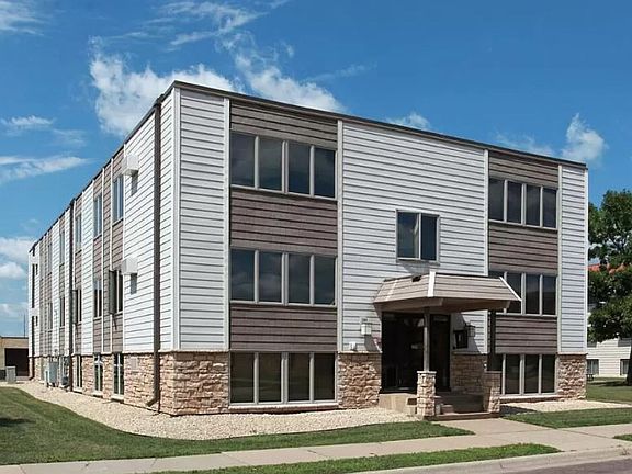 2nd image of 209 1st Ave NW APT 301