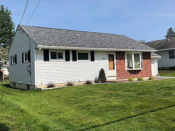 8104 Russell Ave 200A servic