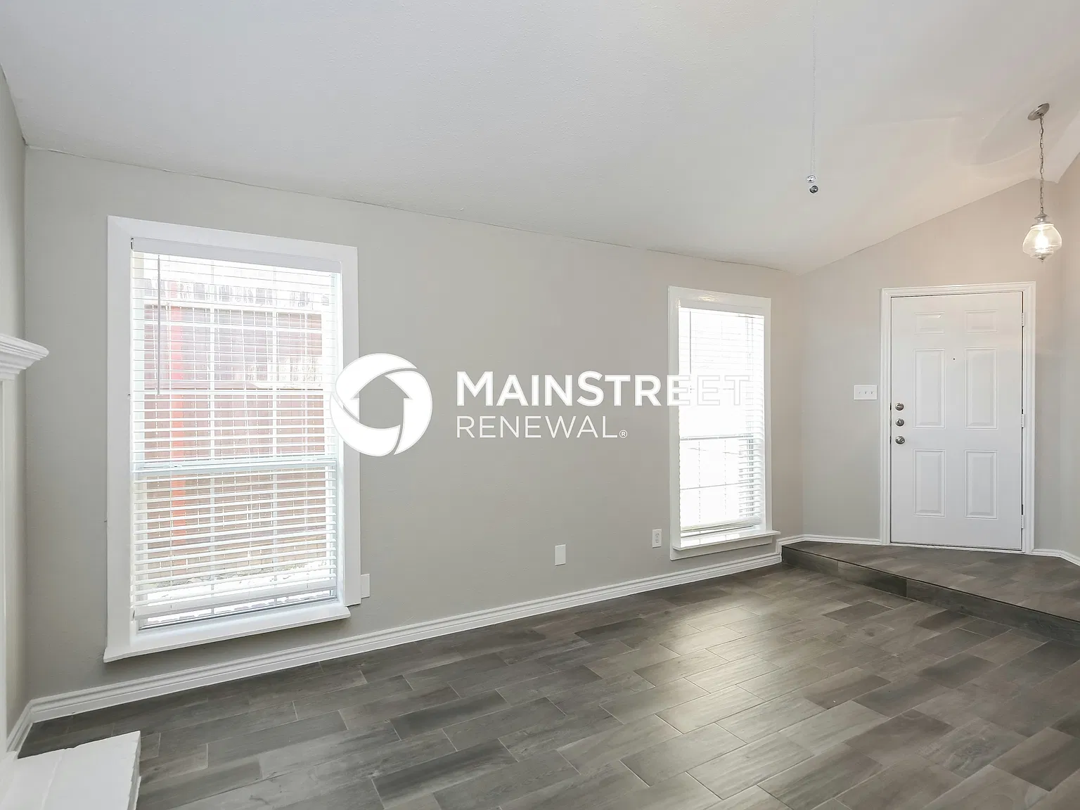 1420 Paintbrush St — Photo 4