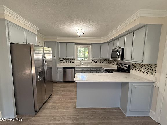 5th image of 504 Winstead Road