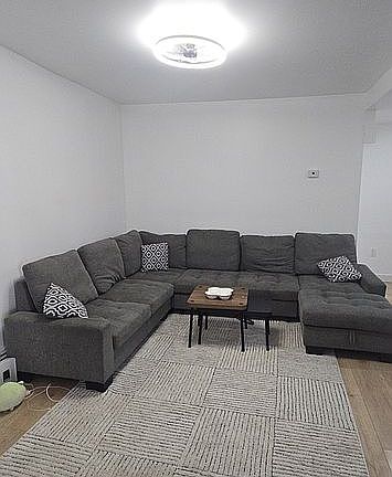 5th image of 222 Riverview Pl