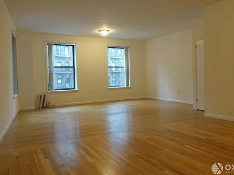 457 W 49th St #2 — Photo 1