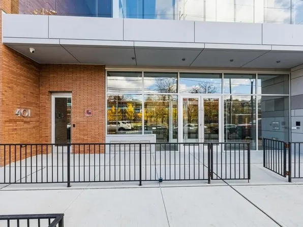 401 Jackson Street image 1 of 29