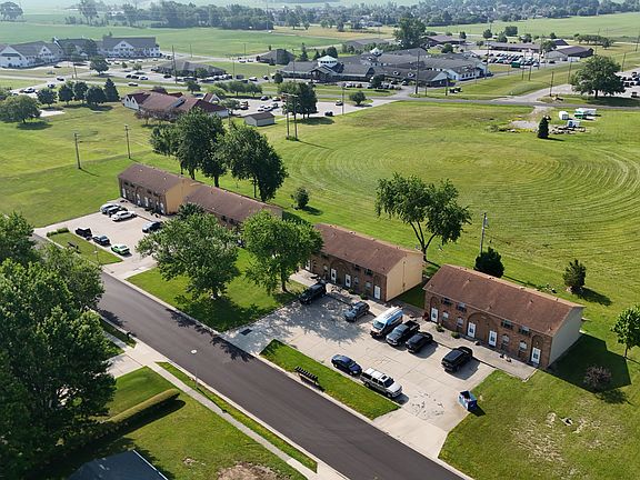 3rd image of 1501 Superior Dr #8