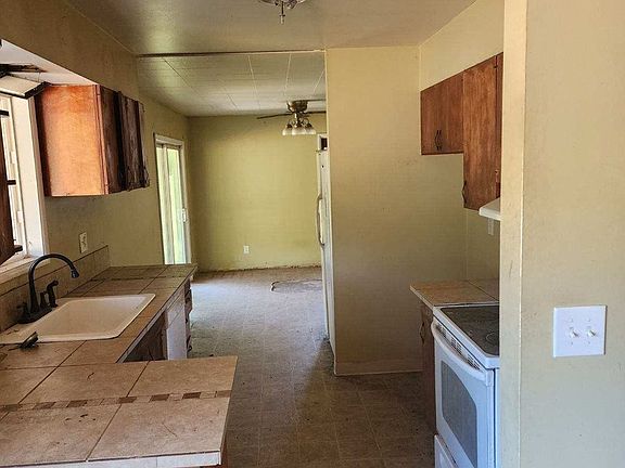 2nd image of 30710 NE 432nd Cir