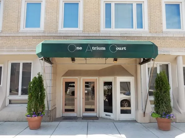 6337 Roosevelt Rd APT 417, Berwyn, IL 60402