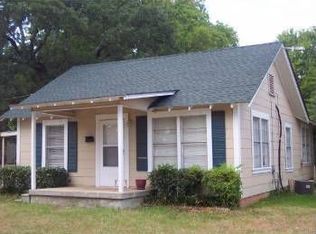 524 Tyler St, Jacksonville, TX 75766