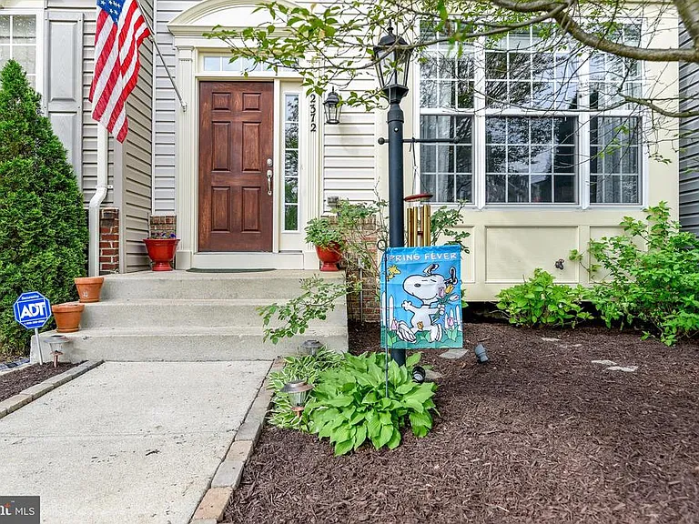2372 Battery Hill Cir — Photo 3