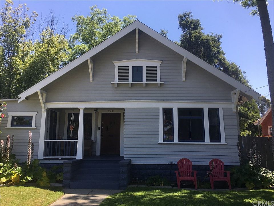 2nd image of 990 N Eleanor St
