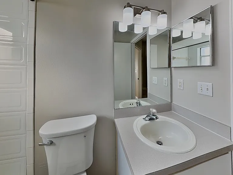 118 Sundance Ct — Photo 14