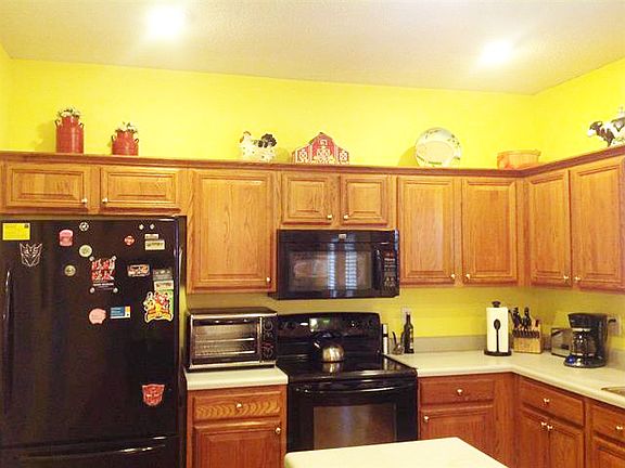 5th image of 110 Scotsburg Dr