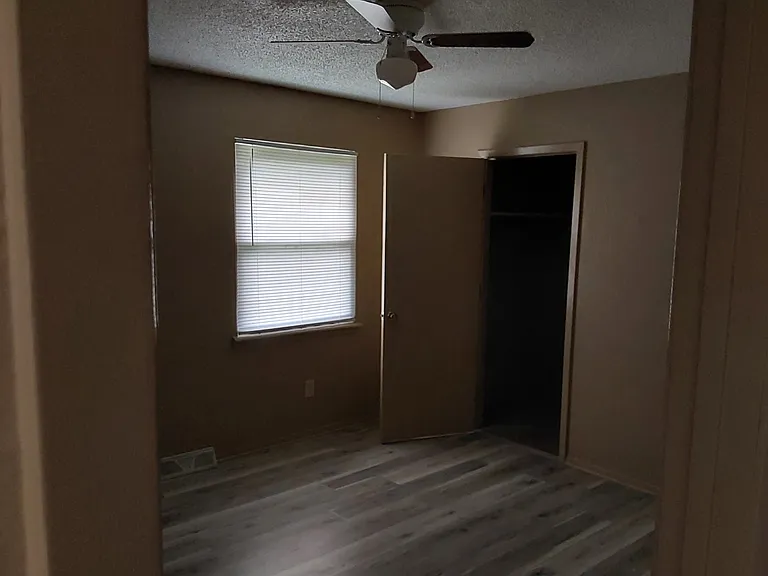 4110 S Crackerneck Rd — Photo 6