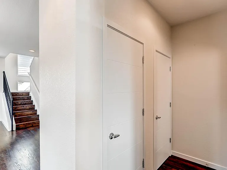3415 Larimer St #101 — Photo 13