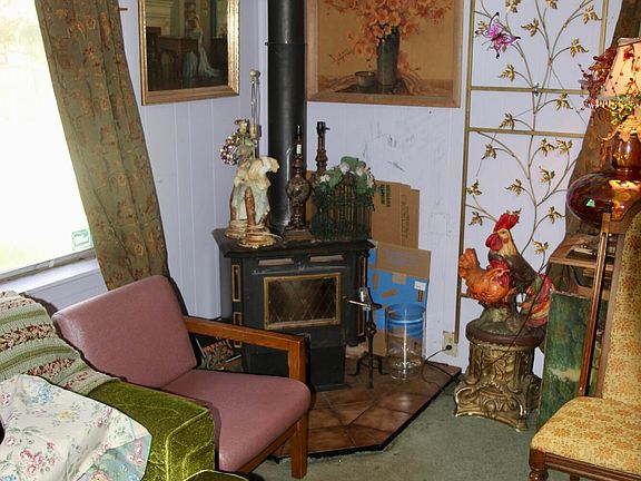 2nd image of 119 Patton Bar Rd