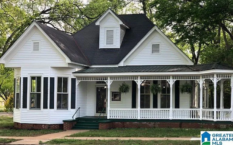 440 Middle St — Photo 1