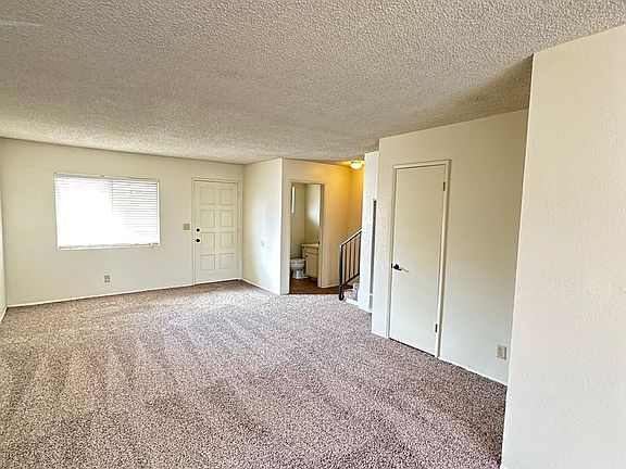 5th image of 4291-4297 Farquhar Ave #4293