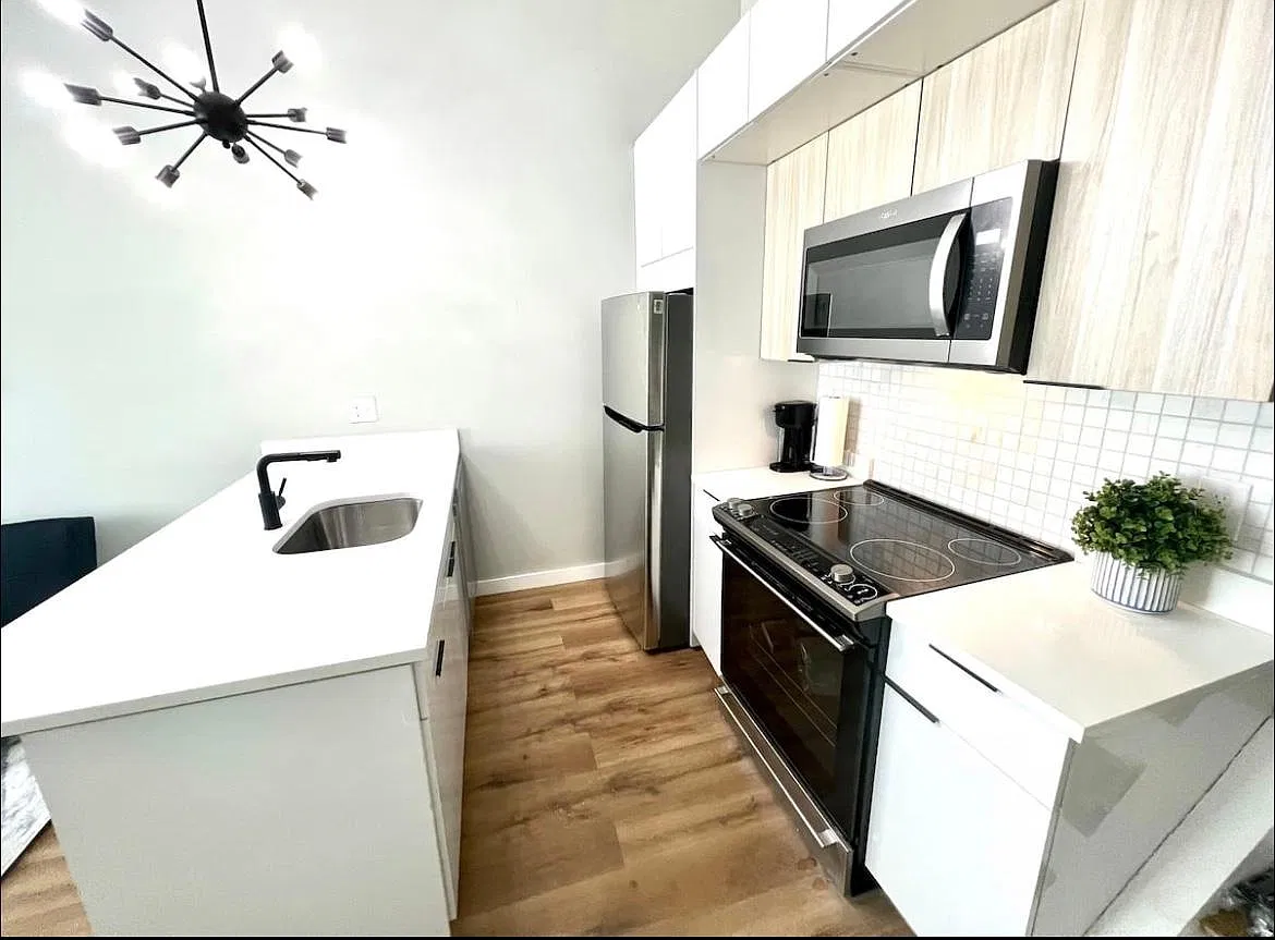 2903 W Girard Ave — Photo 3