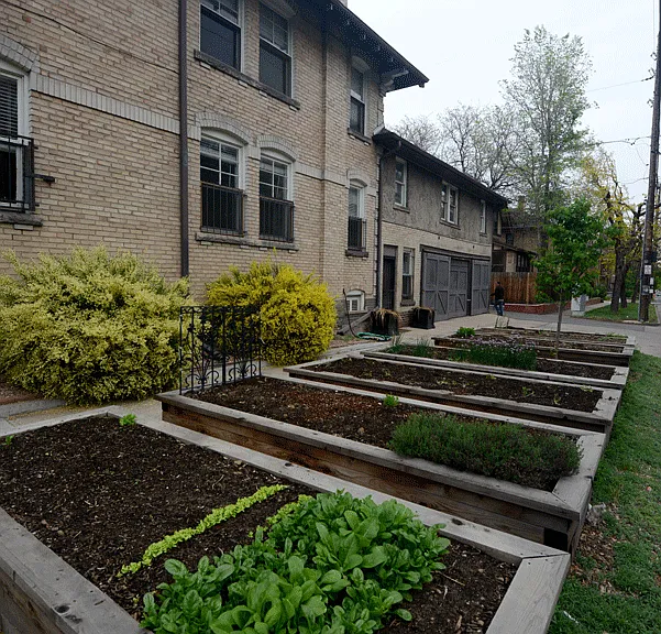 1400 N Detroit St #6 — Photo 31