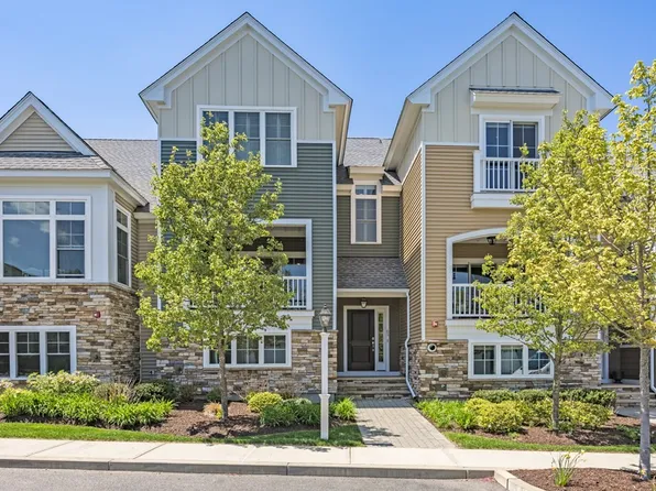 65 Boatwrights Loop, Plymouth, MA 02360