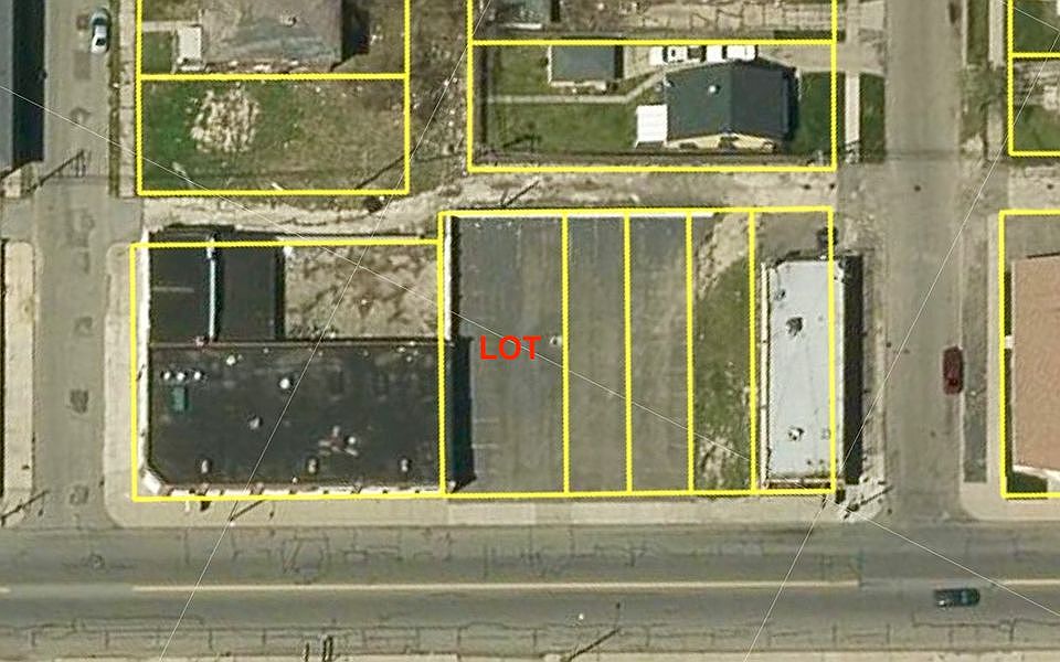2nd image of 3320 Joy Rd