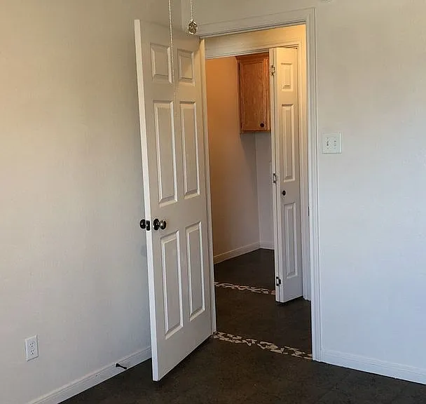 1409 Nicholas Cir #B — Photo 16