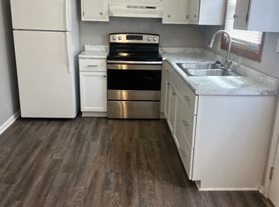 2340 N Linwood Ave #2340, Davenport, IA 52804