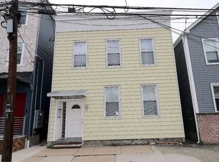 35 Houston St, Newark, NJ 07105